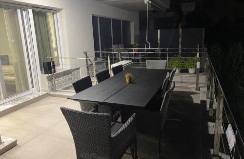 Nea Peramos Apartment | Lili's & Maxi's Apartments