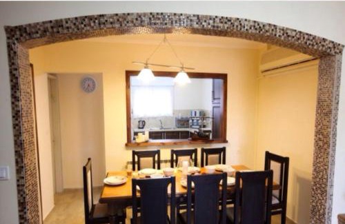 Kfar Hoshen House | Lilia's House