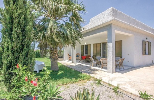 Porto Palo House | LILLA VILLA - MENFIELD PORT (AG)