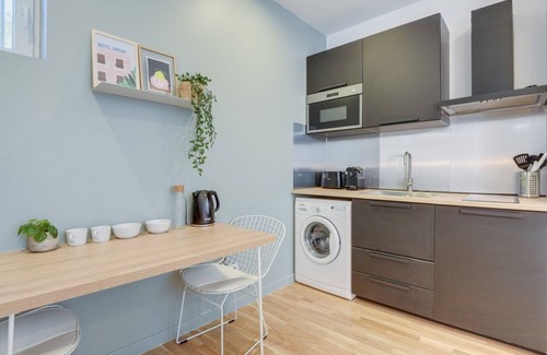 Lille Apartment | Lille train station: equipped studio