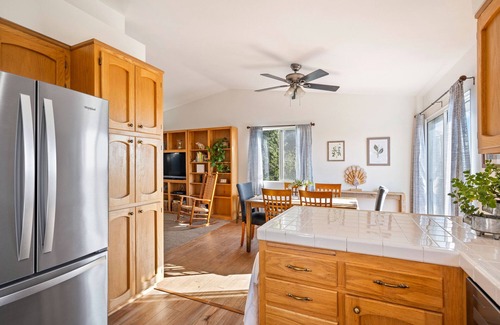 Arroyo Grande House | Lilly's Guest House * Unique Farm Animal Sanctuary