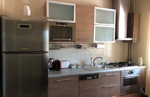 Campina Villa | LILU HOUSE ,4-bedroom villa in peaceful Câmpina with WiFi