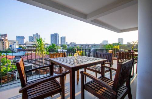 Bang Na Hotel | Lily Hotel Bangkok