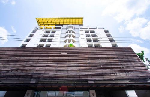 Bang Na Hotel | Lily Hotel Bangkok