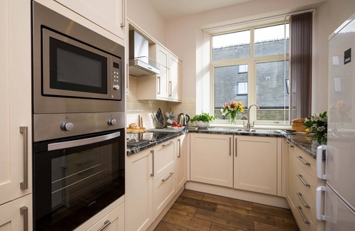 Grosmont Cottage | LIMBER VIEW, family friendly, with a garden in Grosmont