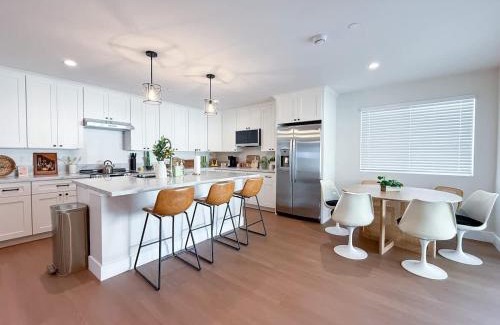 Lincoln Acres House | Lime Light La Mesa New 4BR 3BA Group Friendly