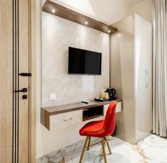 Greater Noida Bed & Breakfast | Lime Tree B&B Pari Chowk