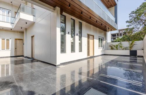Greater Noida Bed & Breakfast | Lime Tree B&B Pari Chowk