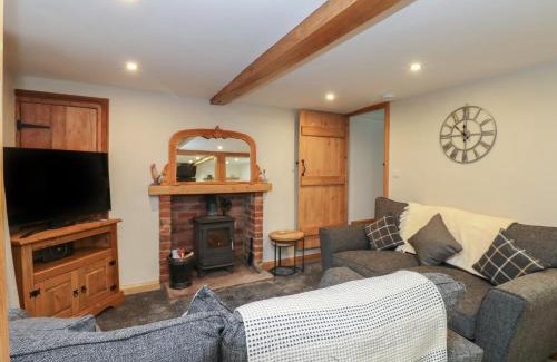 Winton House | Lime Tree Cottage