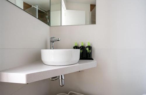 Sarria Hotel | Limehome Barcelona Carrer de Fontcoberta - Digital Access