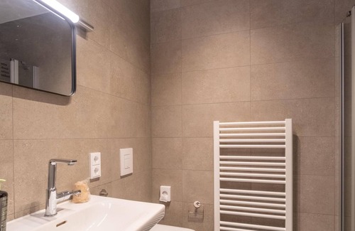 Bahnhofsviertel Apartment | limehome Frankfurt Gutleutstr. | Single Suite M
