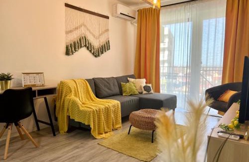 Oradea Apartment | LimeNest central, family&kids, free parking