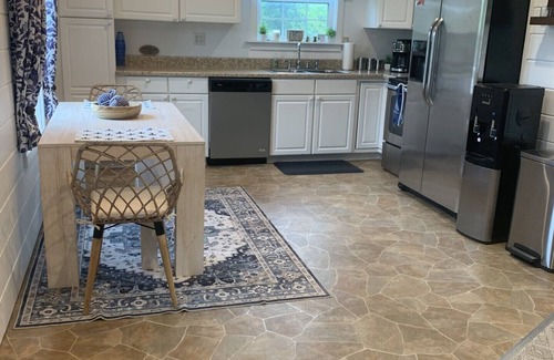 Kelleys Island House | Limestone Landing - Pool, firepit, covered patio, & more!