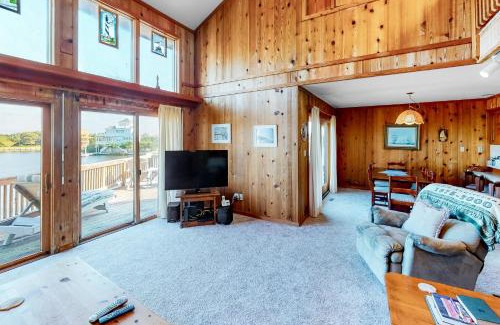 Brigands' Bay House | Limey Lookout #292-F