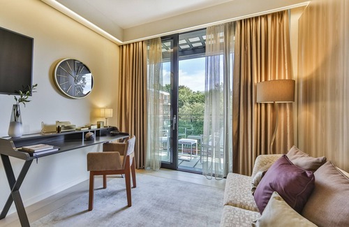 South Hampstead Apartment | Limited Edition: Stunning studio in Swiss Cottage
