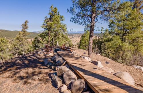Loma Linda Cabin | Limited time only! HG TV's Building Roots premiere home