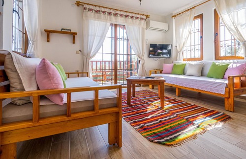 Akyaka House | Limon Villa Akyaka Daily Weekly Rentals