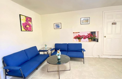 El Monte Apartment | Lincies House