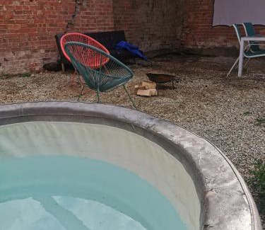 Lincoln Apartment | Lincoln Big Dome, Hot tub, 4 beds, Projector - Groups OK