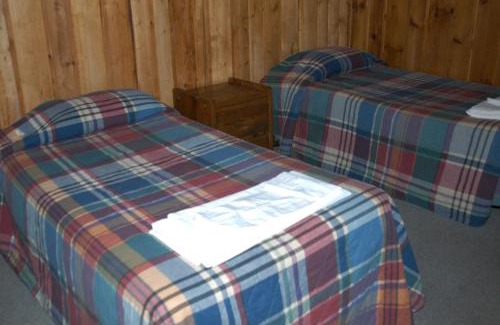 Lake George Resort | Lincoln Log Colony