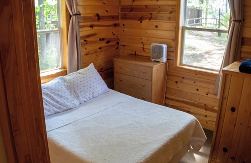 Brill Cabin | Lincolnwood Resort Cabin 2