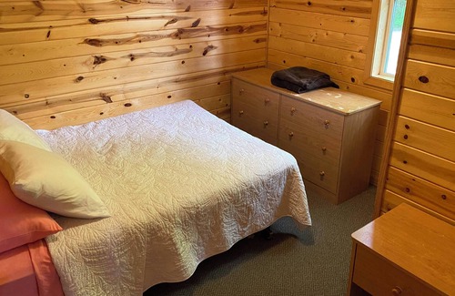 Brill Cabin | Lincolnwood Resort Cabin 2