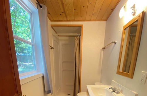 Brill Cabin | Lincolnwood Resort Cabin 6