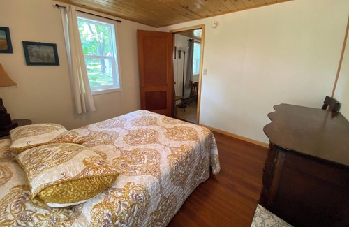 Brill Cabin | Lincolnwood Resort Cabin 6