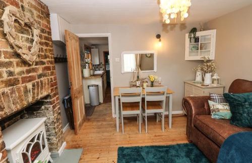 Ryde House | Linda Cottage