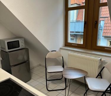 Friedrichstadt Apartment | Linda Ninh Apartment 6 Altstadt