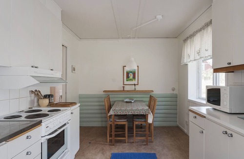 Adelso House | Lindby Pärlan by Interhome