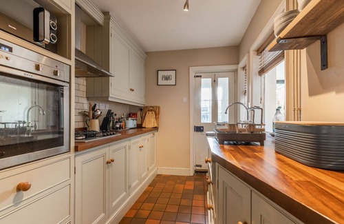 Norwich House | Lindley Terrace | A stylish 2-bedroom home located within easy walking distance of Norwich City cent