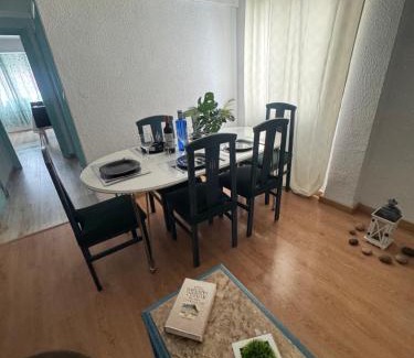Grao de Gandia Apartment | Lindo y acogedor Apartamento Grao Playa Gandia piso 5to sin ascensor