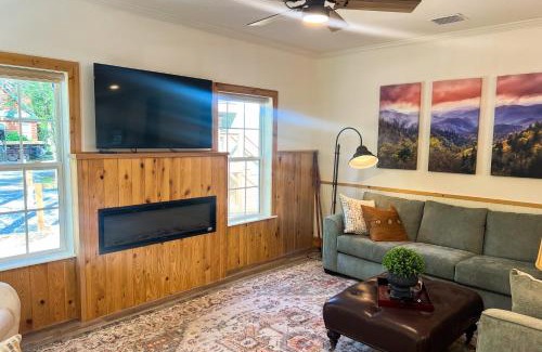 Newland House | LIndville Land Harbor Retreat