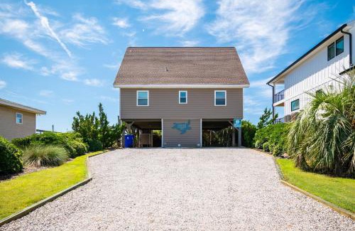 Caswell Beach House | Linger Longer by Oak Island Accommodations