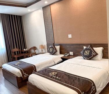 Ha Long Hotel | Linh Trang Hạ Long Hotel