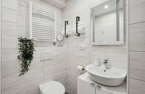 Barmen House | Linor Airbnb Comfortable holiday residence