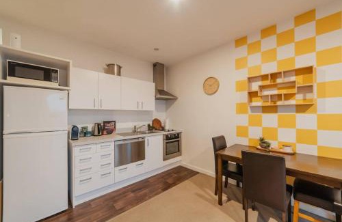 Linwood Apartment | Linwood Luxe Your Elegant 1BR Oasis on Cashel