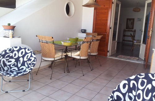 Canneto Apartment | LIPARI -Apartment located on the beach with a view of Panarea and Stromboli