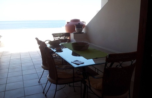 Canneto Apartment | LIPARI -Apartment located on the beach with a view of Panarea and Stromboli