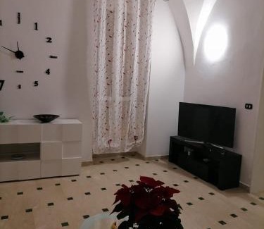Gravina in Puglia Apartment | Lips House