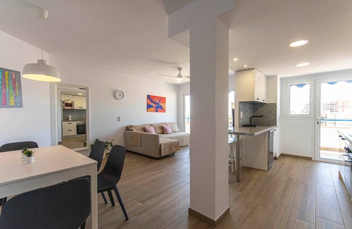 Torreblanca Apartment | Lisasol. New apartment with sea views.