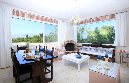 Faistos Villa | Listaros Villas