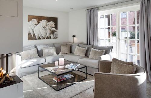List House | Lister Reet Logde