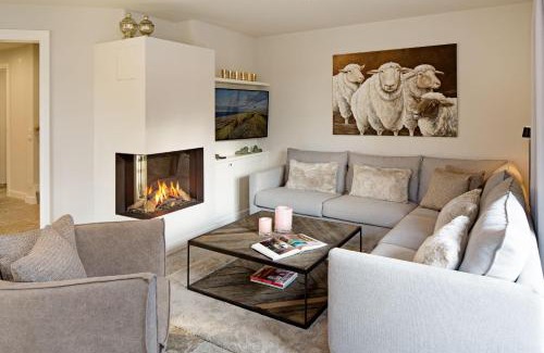 List House | Lister Reet Logde
