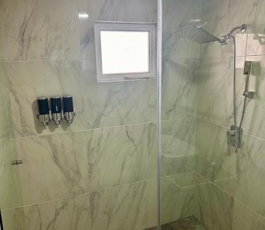 Colonia 10 De Abril Apartment | Lit King, Netflix & Piscine, Propre & Neuf