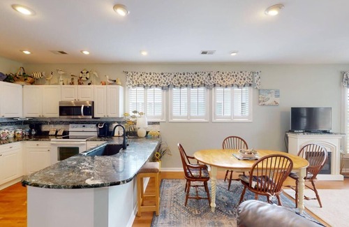 Litchfield by the Sea Villa | Litchfield Lakeside Oasis 2BR Villa near the Beach