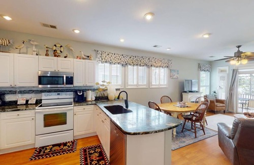 Litchfield by the Sea Villa | Litchfield Lakeside Oasis 2BR Villa near the Beach