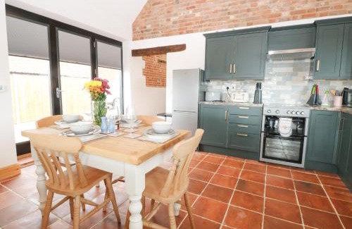 Dereham House | Little Barn
