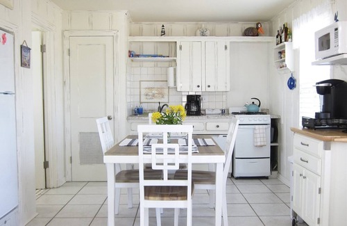 Rockport Apartment | Little Bay Club